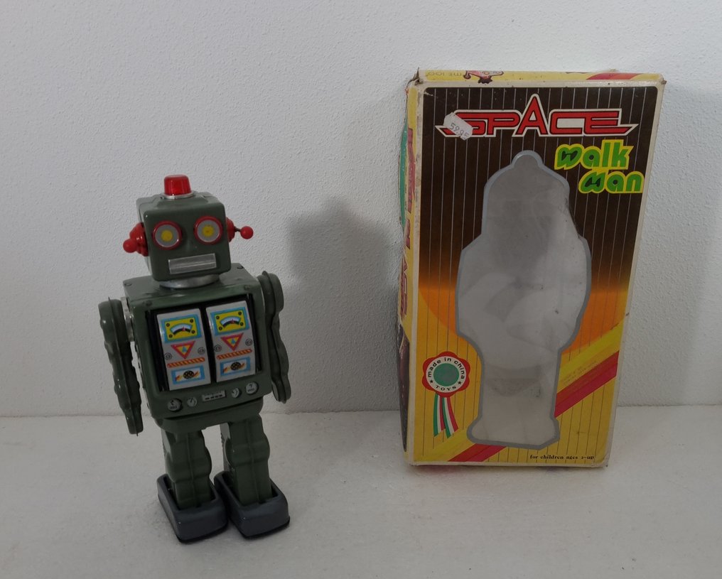 Space walk man store robot