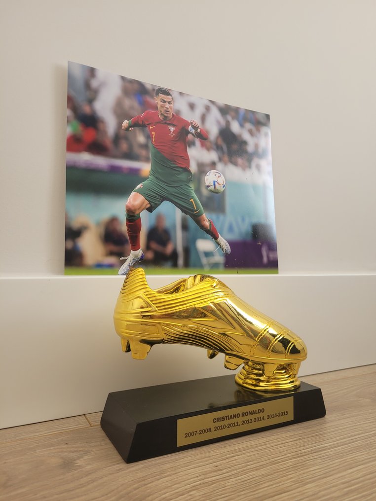 Soulier cr7 best sale