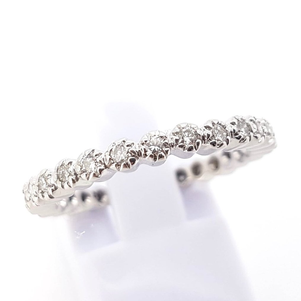 Anello veretta in oro bianco 18 ct con Diamanti 0.40 ct Diamond