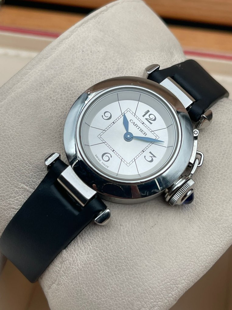 Cartier best sale pasha lady