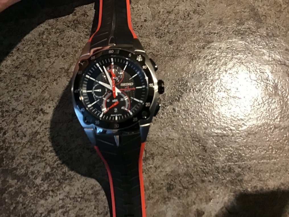 Seiko Formula 1 Chronograph No reserve price Watch serial no
