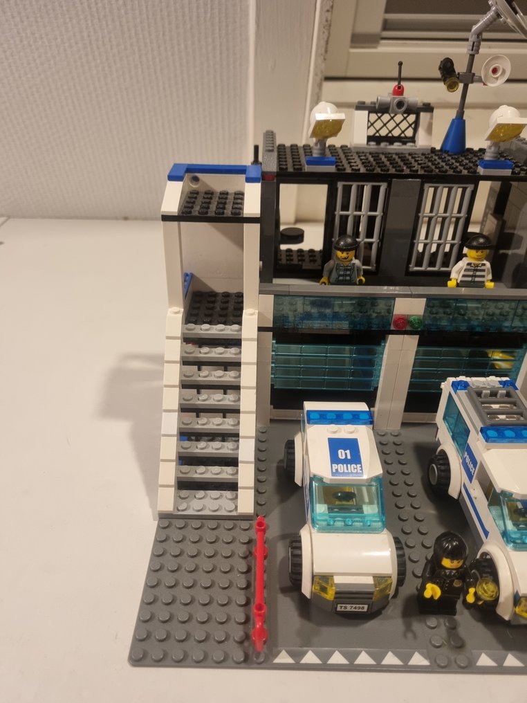 Lego city 7498 7741 police station police helicopter 2000