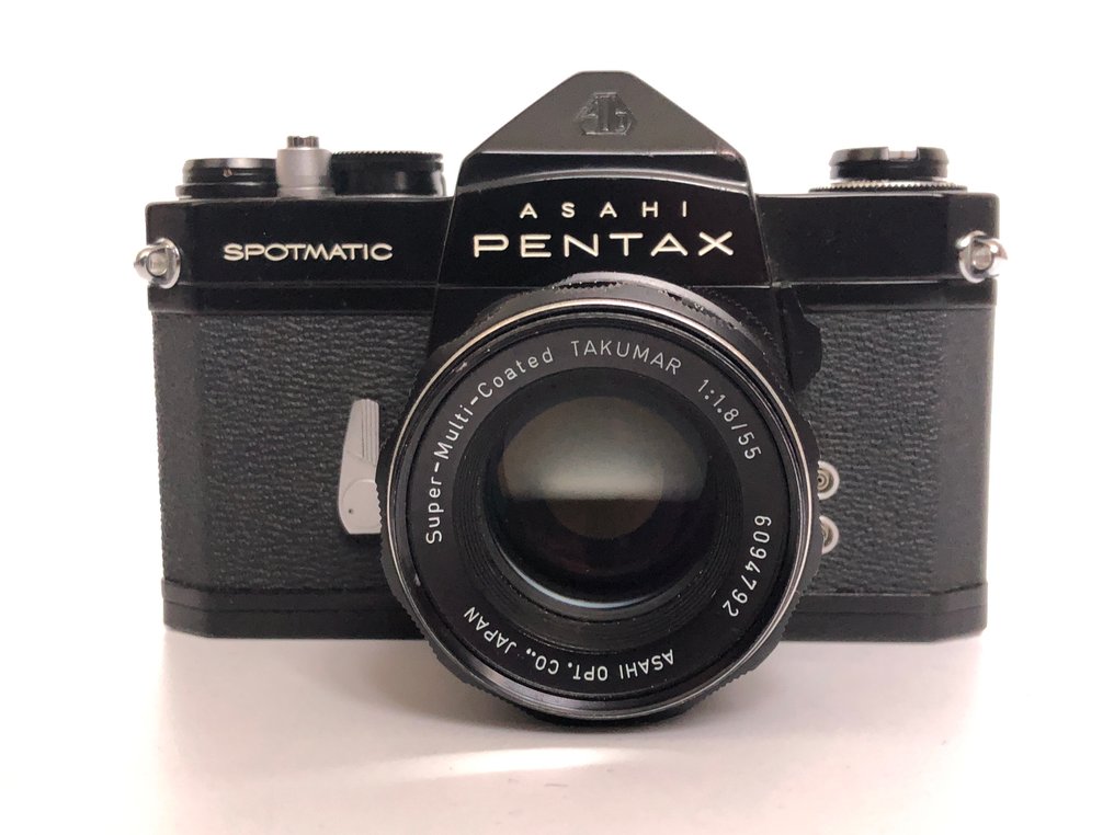 Pentax Spotmatic black paint set + box + 55mm +28mm +135mm +200mm