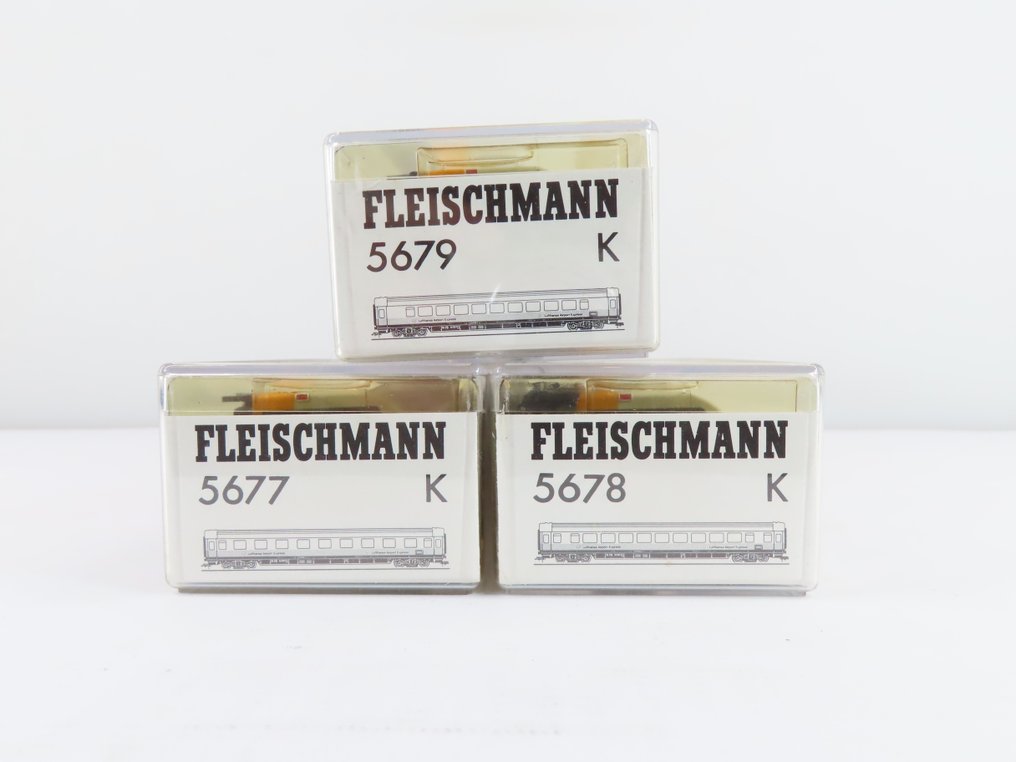 Fleischmann H0 - 5679/5677/5678 - Model train passenger carriage (3 ...
