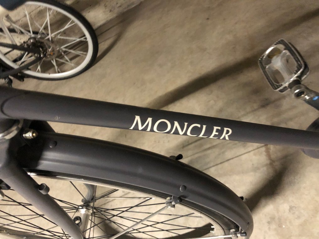 Vélo moncler hotsell prix