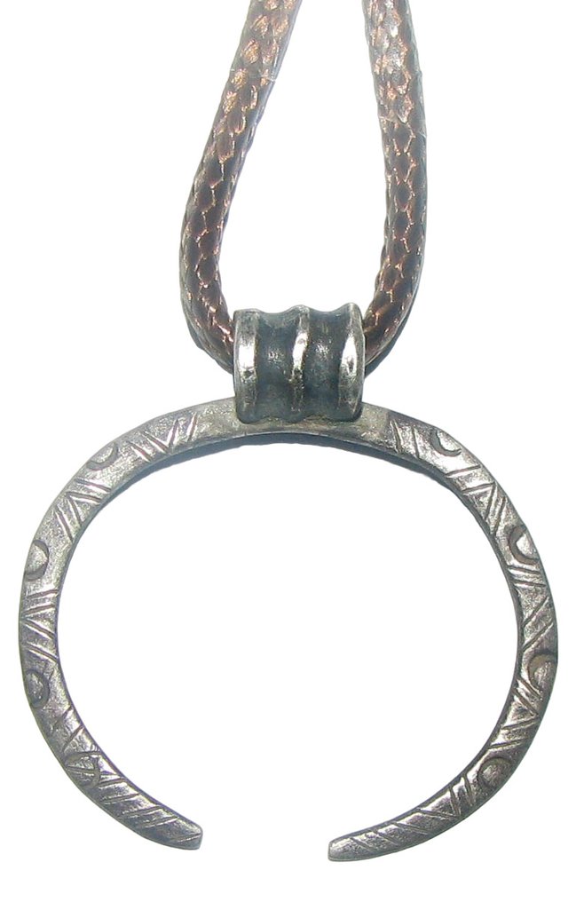 Era vikinga solid silver Beautifully decorated Lunula lunar
