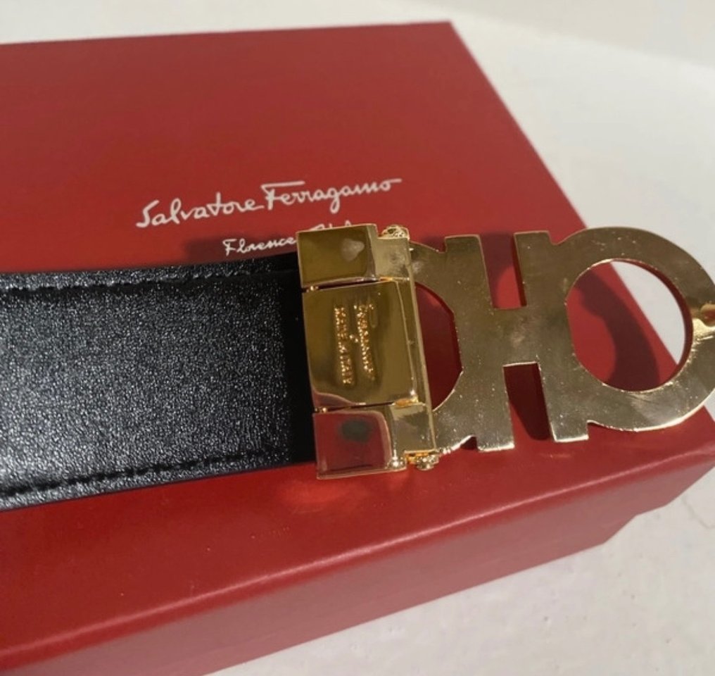 Ferragamo clearance belt authentic