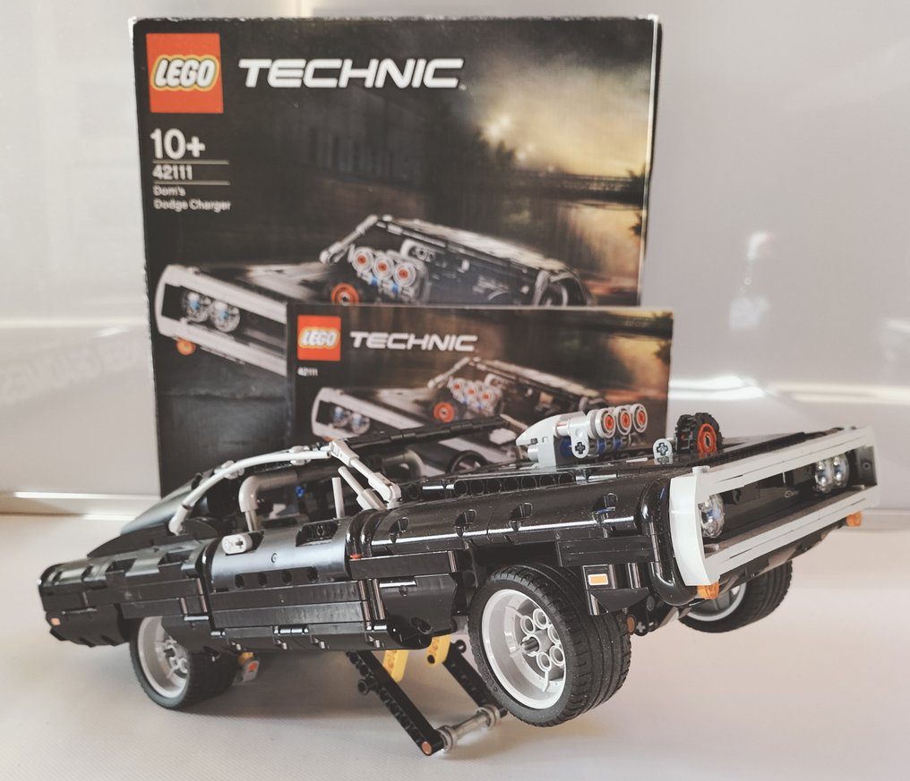 LEGO Technic 42111 The Fast and the Furious Dodge Charger