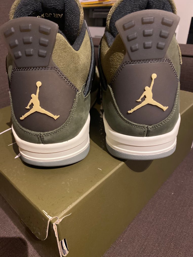 Taille us sneakers hotsell