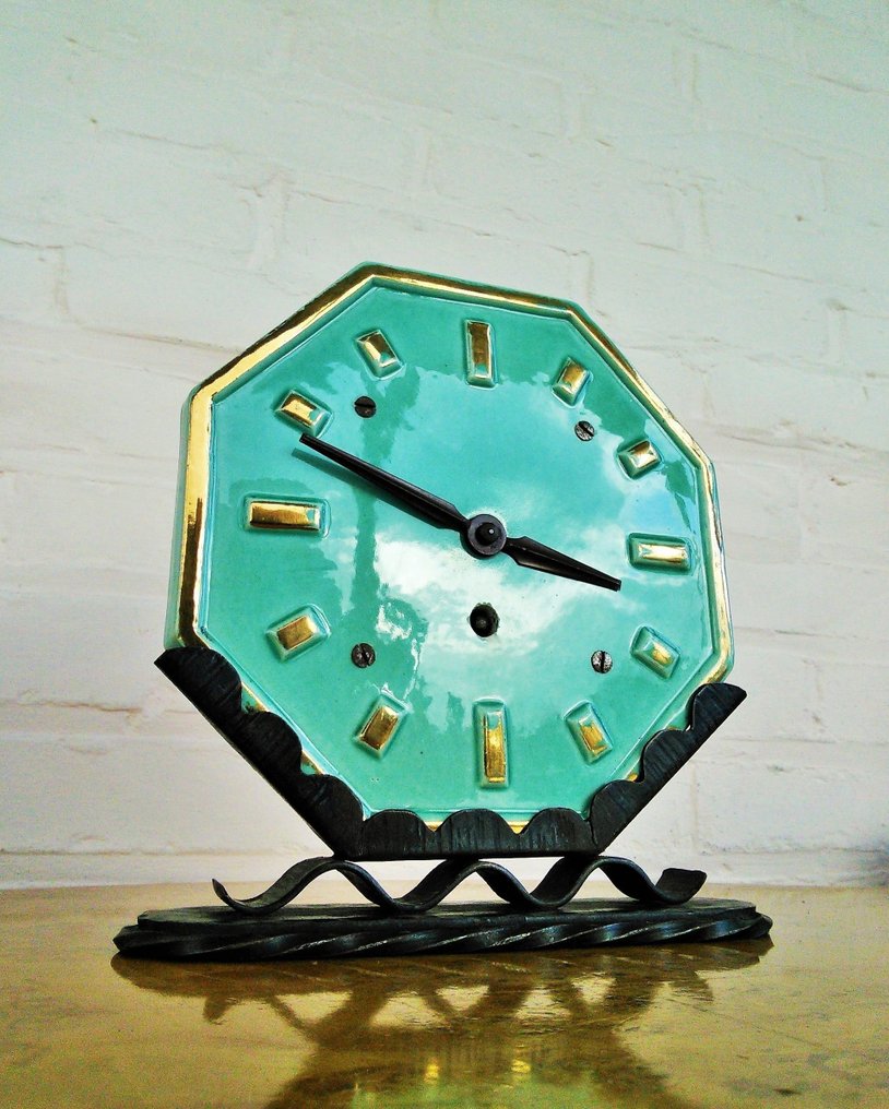 uhr-tischuhr-ceramique-d-art-art-deco-eisen-gusseisen