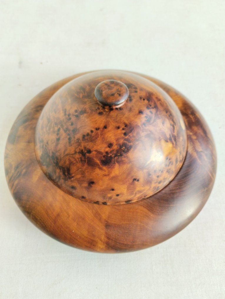 Vaas Hout, Knoest Catawiki Vaas Hout, Knoest Catawiki