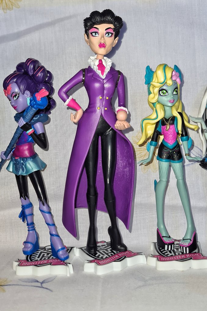 Monster high hotsell muñecas 2010