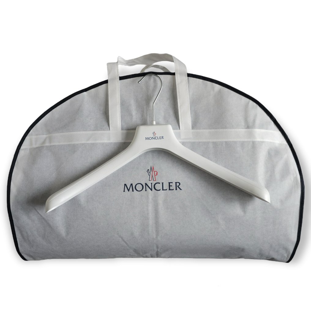Moncler jacket dust bag hot sale