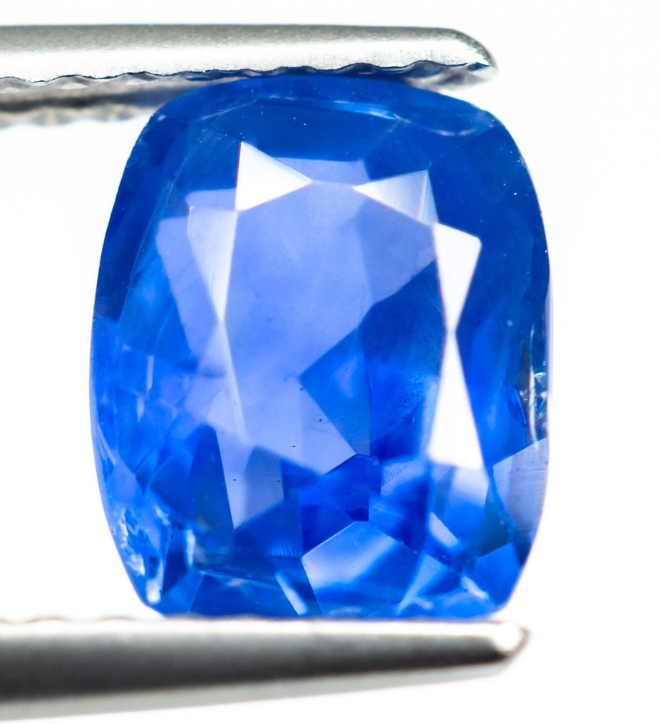 Intense blue clearance sapphire