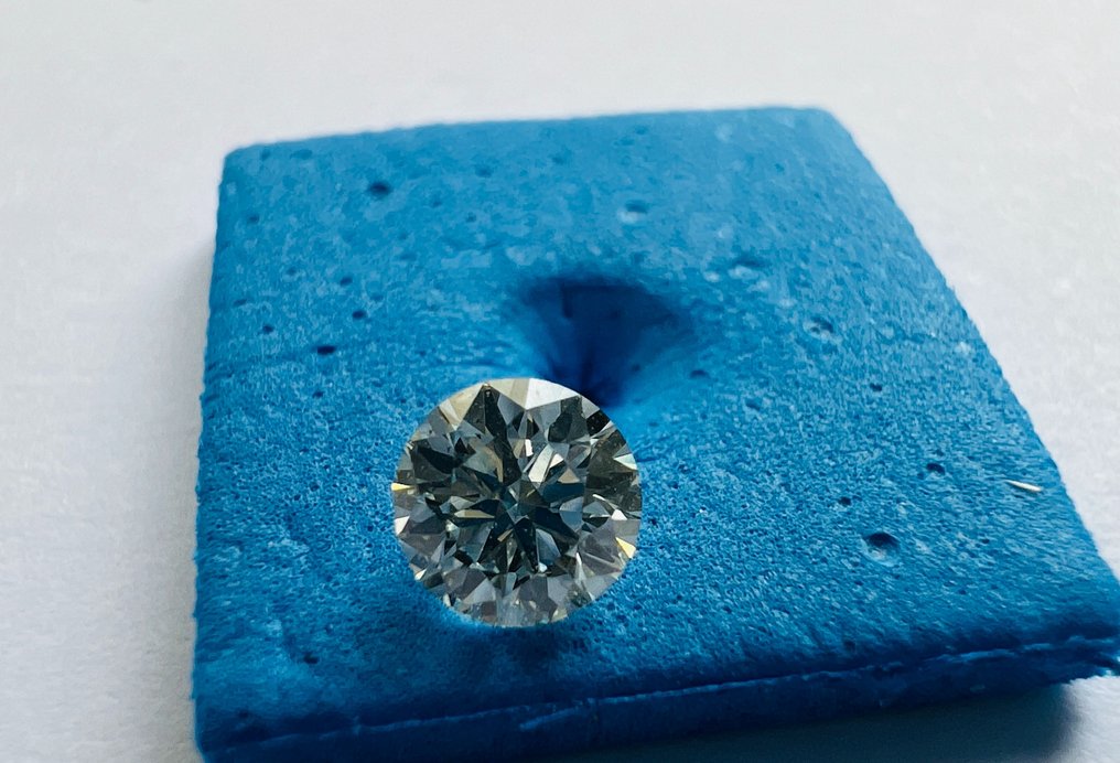 Vs2 h diamond price discount