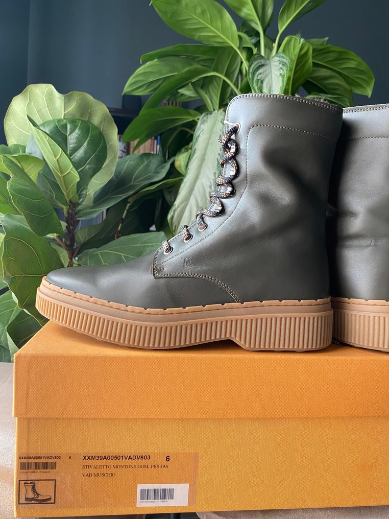 Tod s Lace up shoes Size Shoes EU 40 UK 6 Catawiki