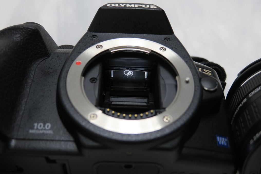 Olympus E520 + 1442mm + 40150mm + 35mm Macro Digital camera Catawiki