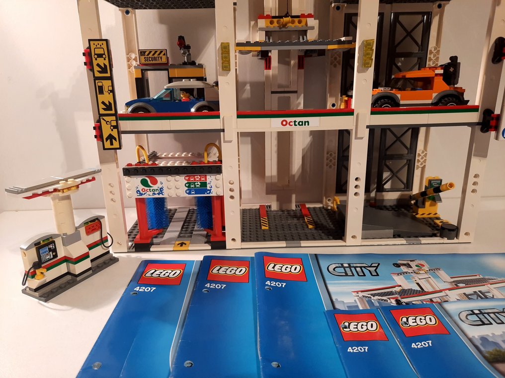 Lego hotsell garage 4207