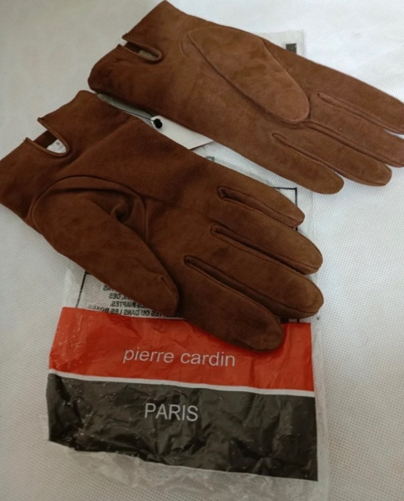Pierre hot sale cardin gloves