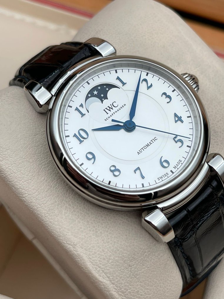 IWC DA VINCI AUTOMATIC MOON PHASE 36 IW459306 Unisex 2011
