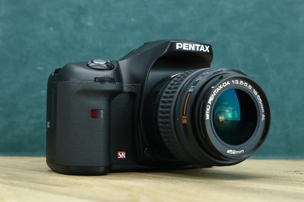 Pentax K10 D + SMCDA 13.55.6 1855mm Appareil photo reflex