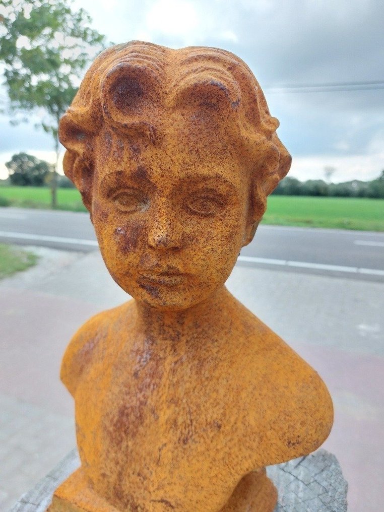 Statue, garden statue bust of boy 38 cm Iron (cast) Catawiki