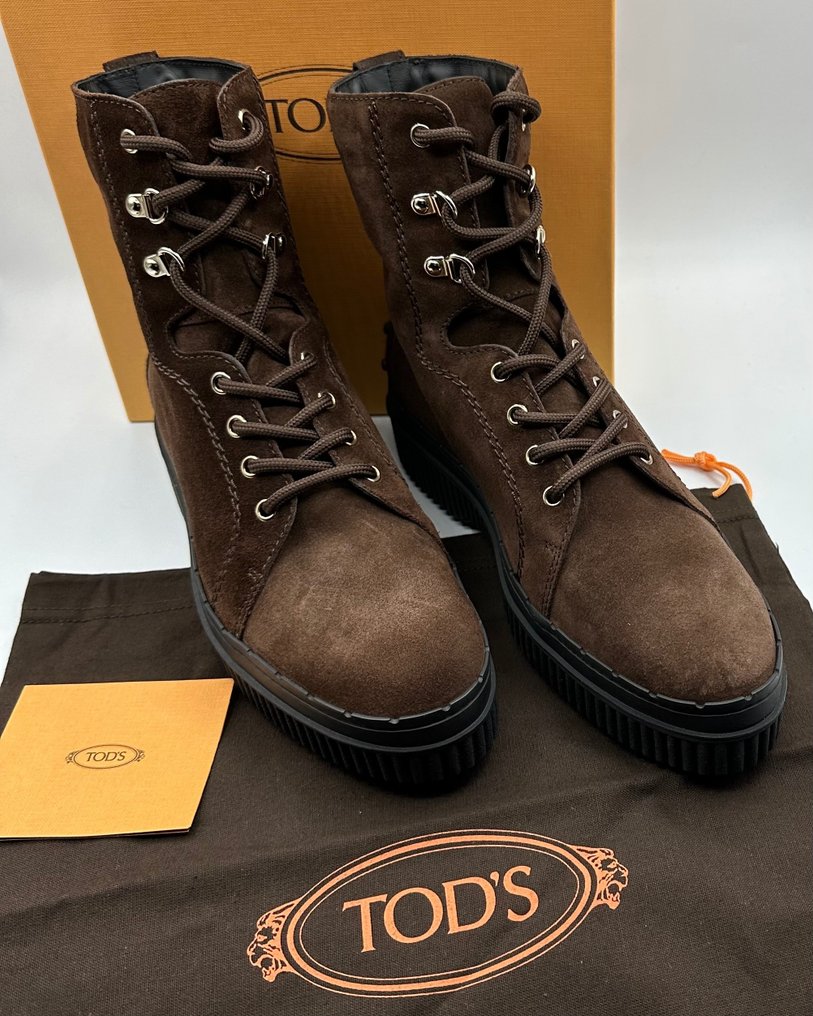 Tod's lace up ankle boots cheap
