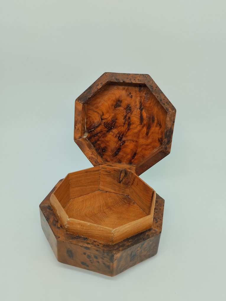 Sieradendoos Hout, Knoest Catawiki Sieradendoos Hout, Knoest Catawiki