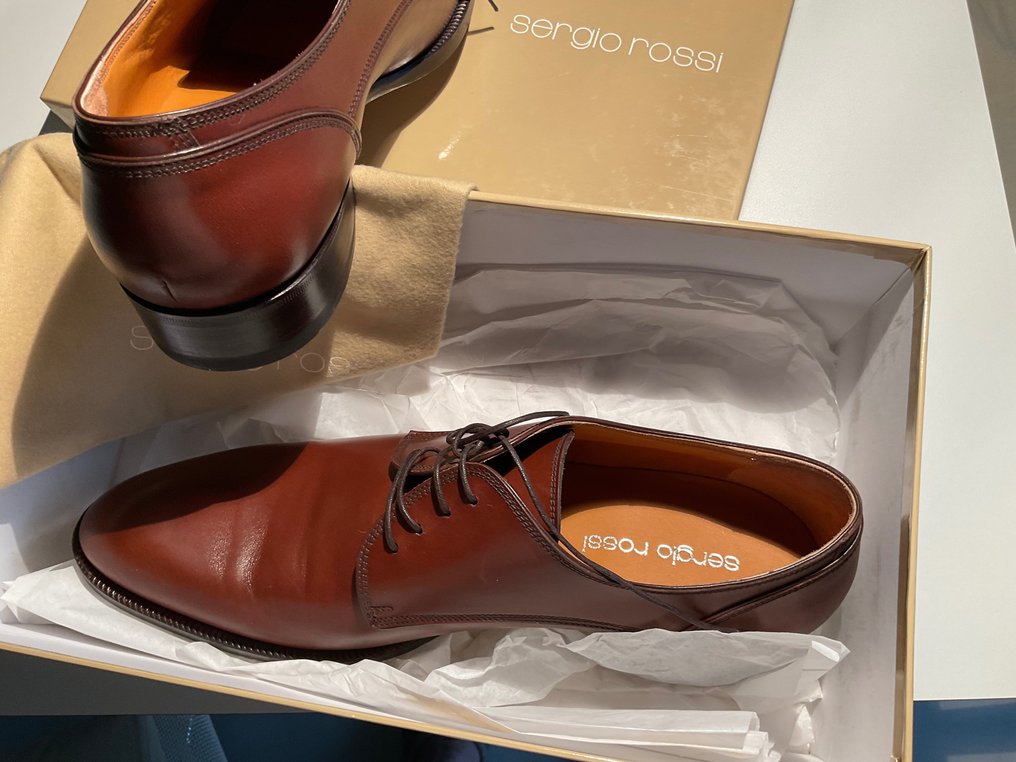 Sergio Rossi Schoenen met veters met hakken Maat UK 10 Catawiki