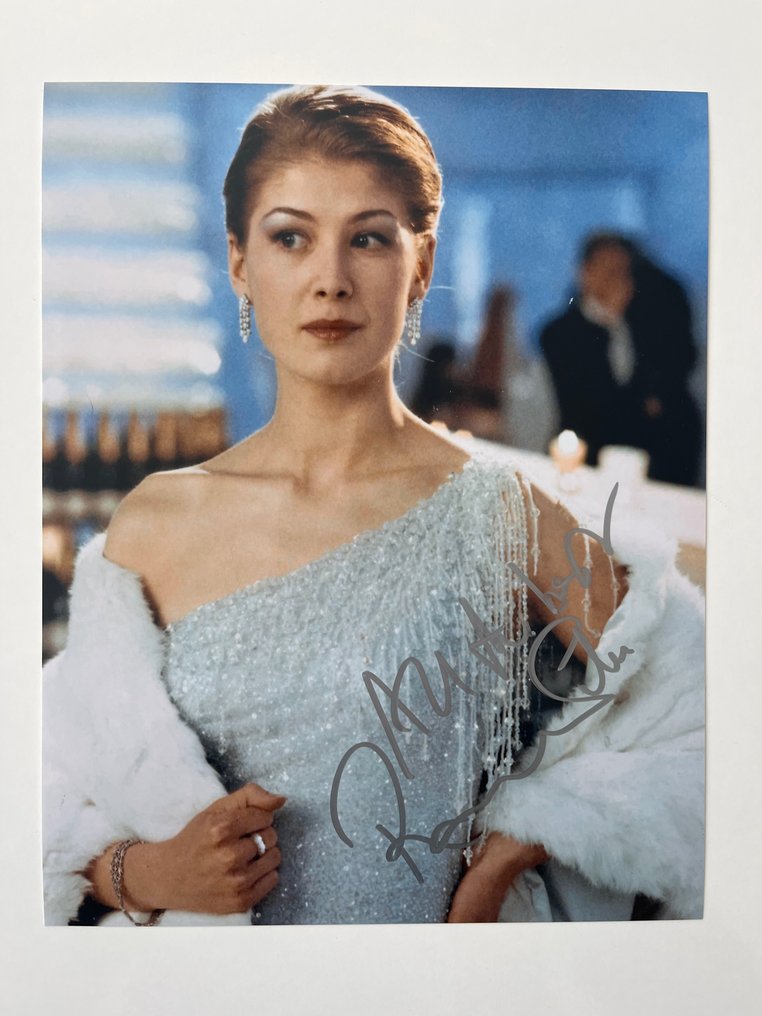 James Bond 007 Die Another Day, Rosamund Pike as "Miranda Frost" Handsigned photo with B’BC