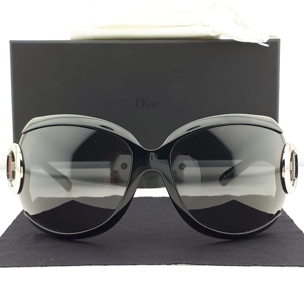 Dior stronger sales