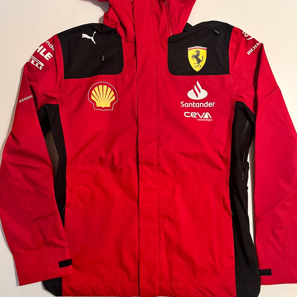 Ferrari Formula One 2023 Team wear Catawiki