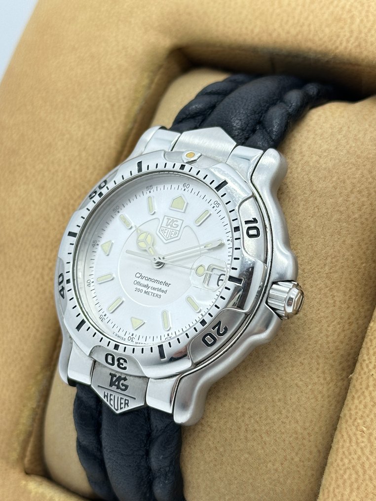 Tag heuer chronometer price clearance