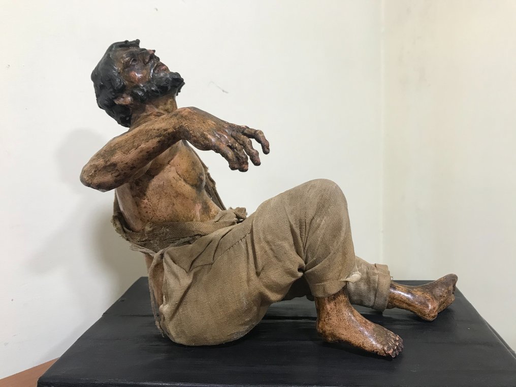 Scultura Presepe Napoletano Mendicante 21 cm. fine XIX secolo