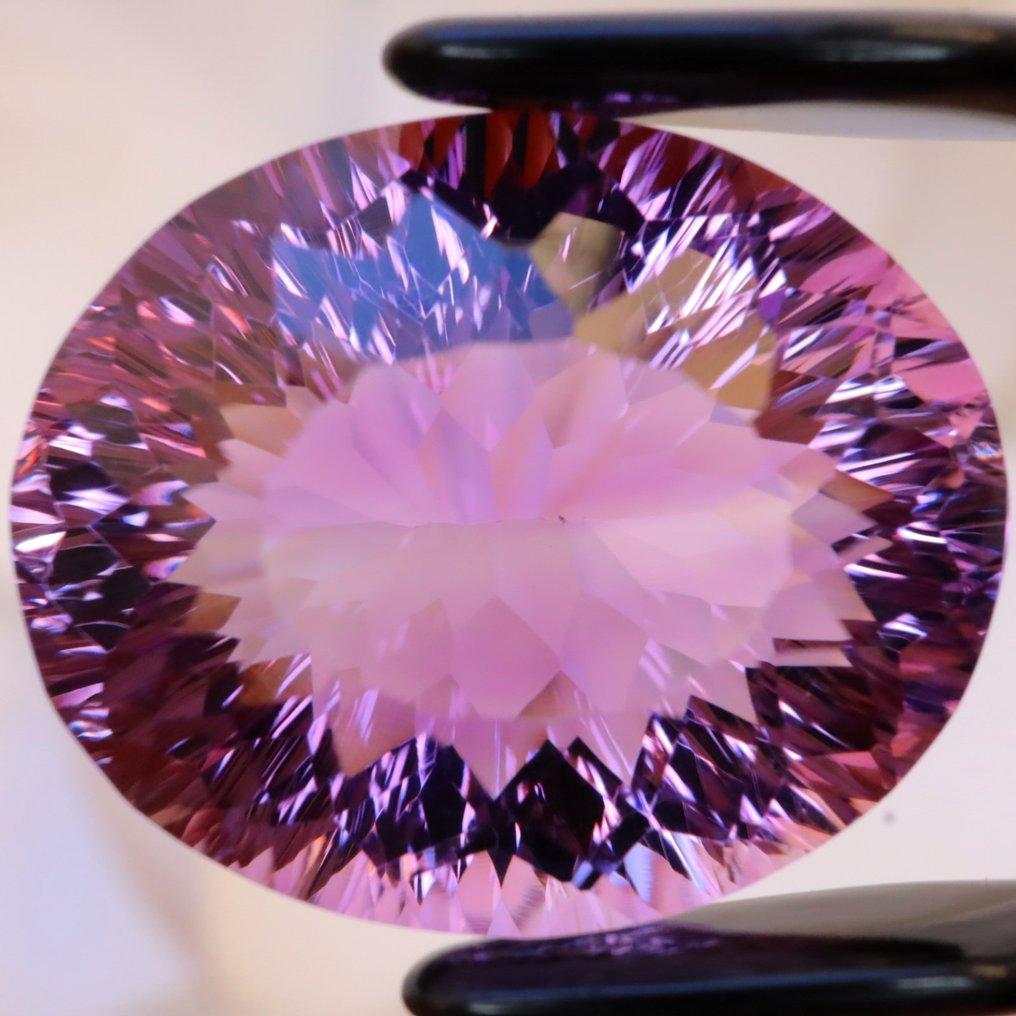 clean-purple-amethyst-21-84-ct-catawiki