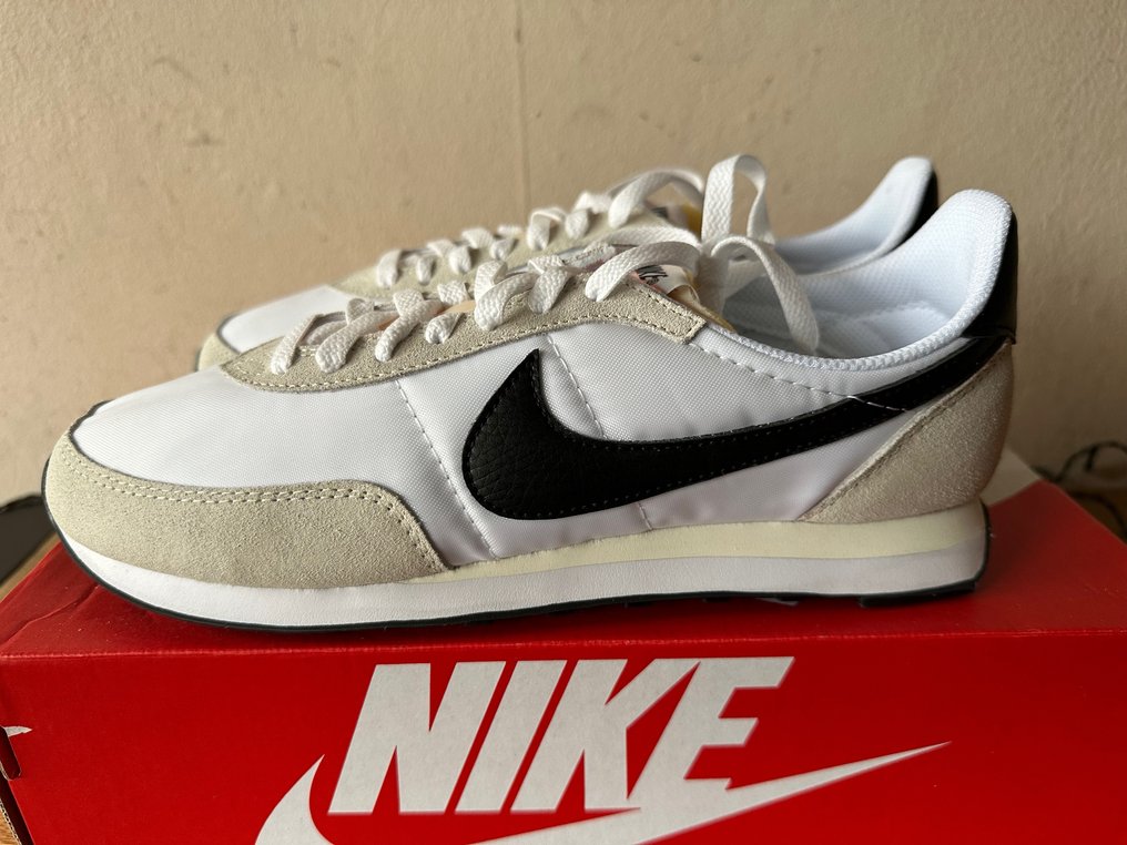 Nike maat 42 2025