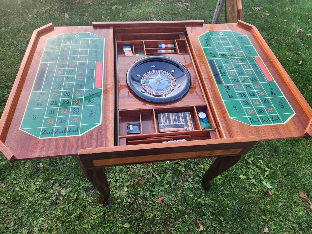 Games table Wood Catawiki