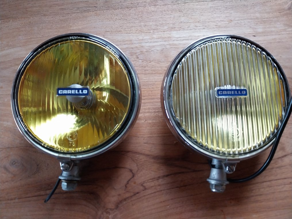 Carello Spotlight (2) Carello fog lights with cover Aluminium