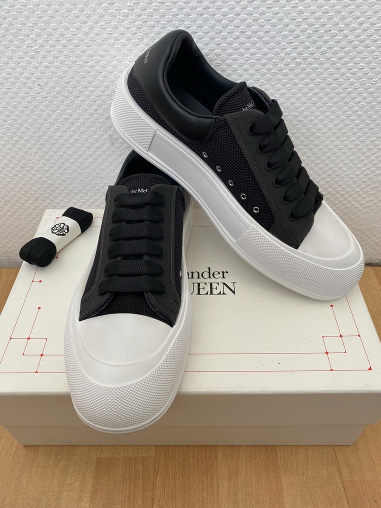 Size 10 alexander cheap mcqueen