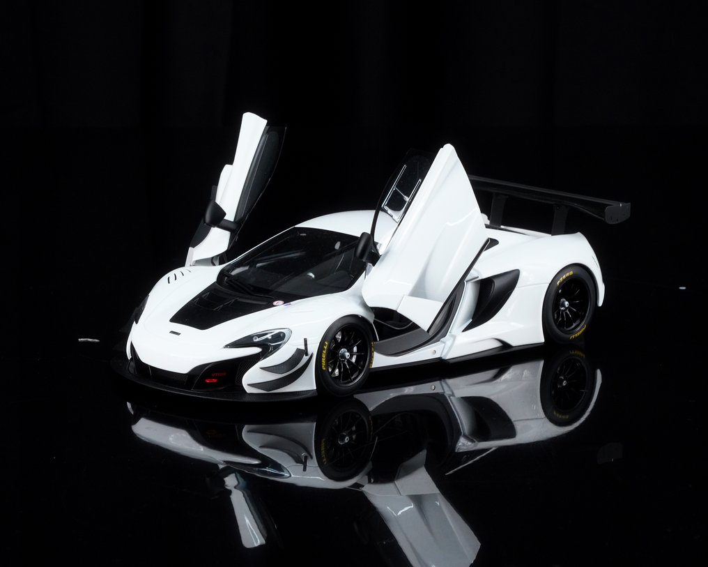 Autoart europe store
