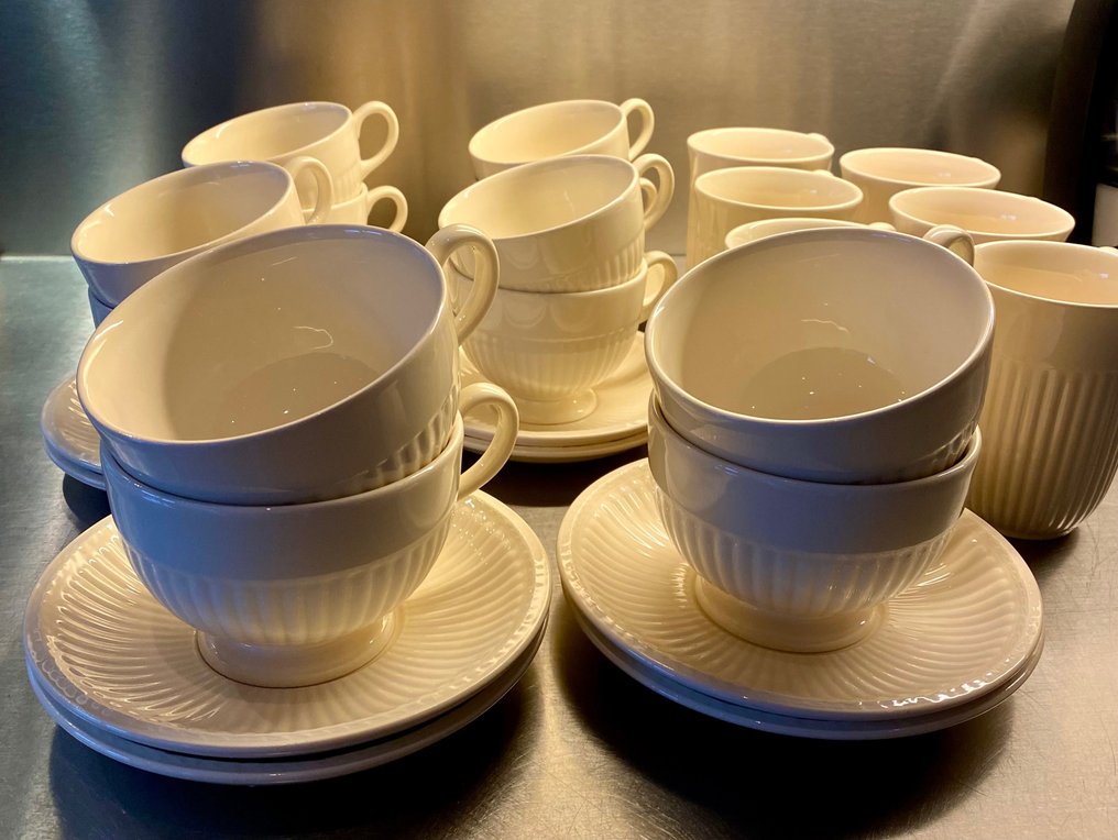 Wedgwood Tea cup set (30) Edme Porcelain Catawiki