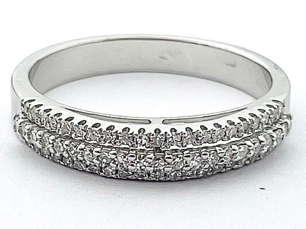 Diamante 0.38 carati hotsell prezzo