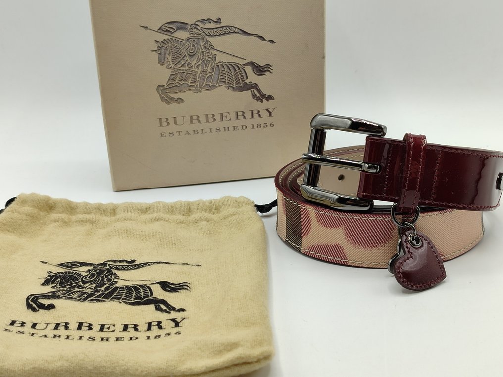 Burberry valencia 644 (sant martí) shop