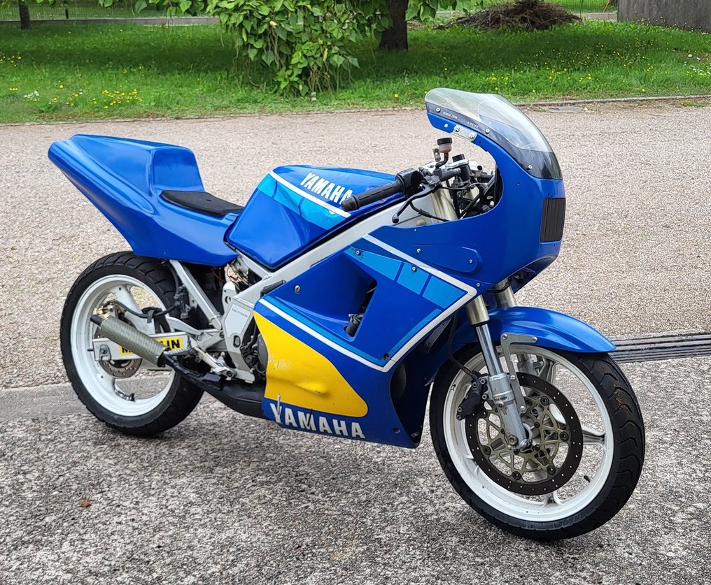 Moto cheap yamaha 250cc