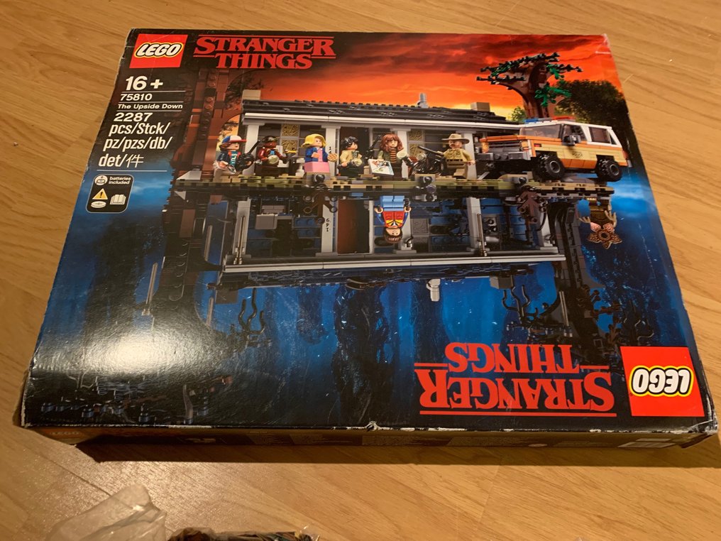 LEGO Stranger Things 75810 The Upside Down Complete