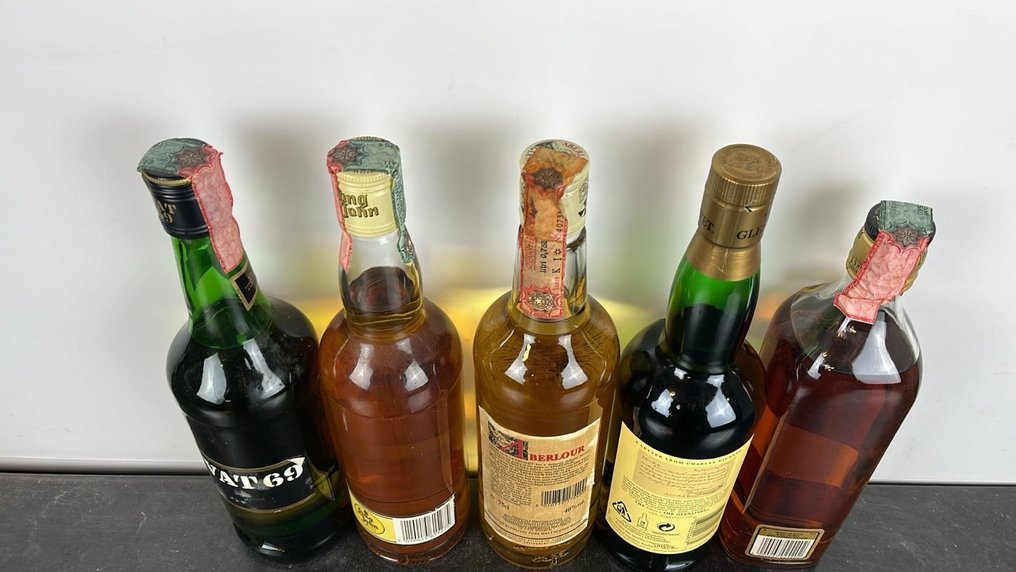 AberlourGlenlivet 5yo + Glenlivet 12yo + Johnnie Walker 12yo + Long