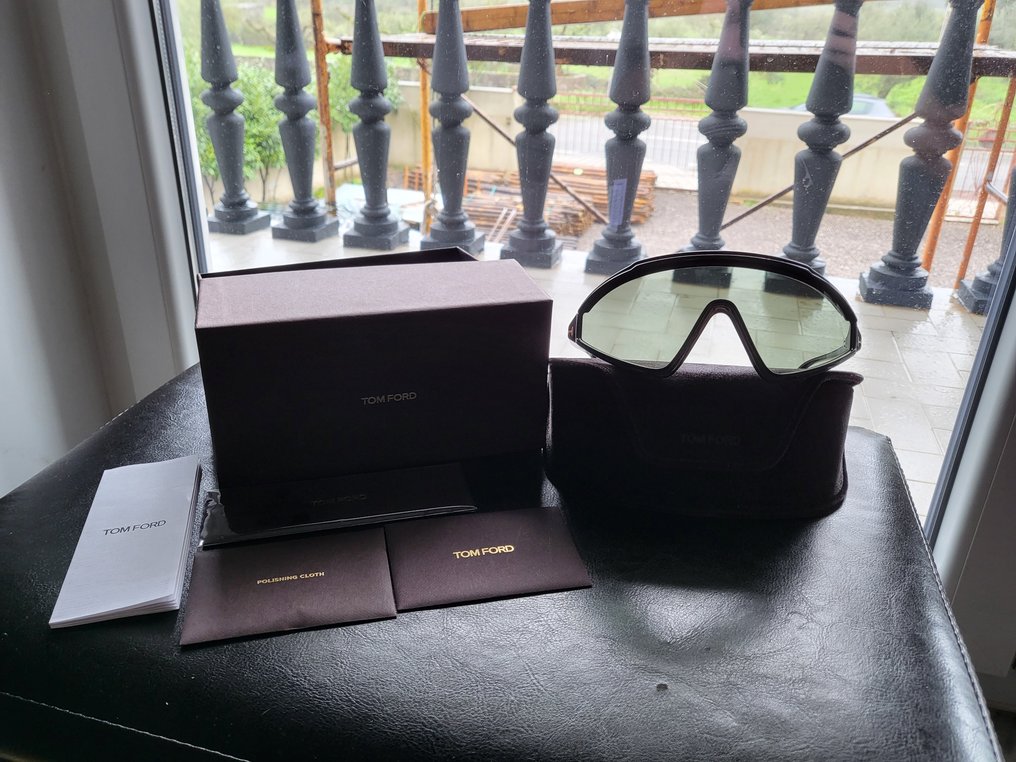 Tom Ford FT1121 BRAND NEW NO RESERVE Zonnebril Catawiki