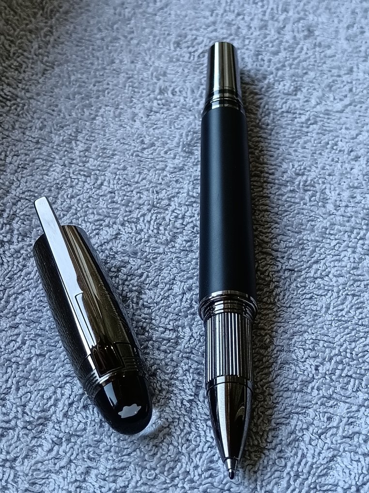 Montblanc Montblanc Starwalker Ultra Black Dou Roller ball