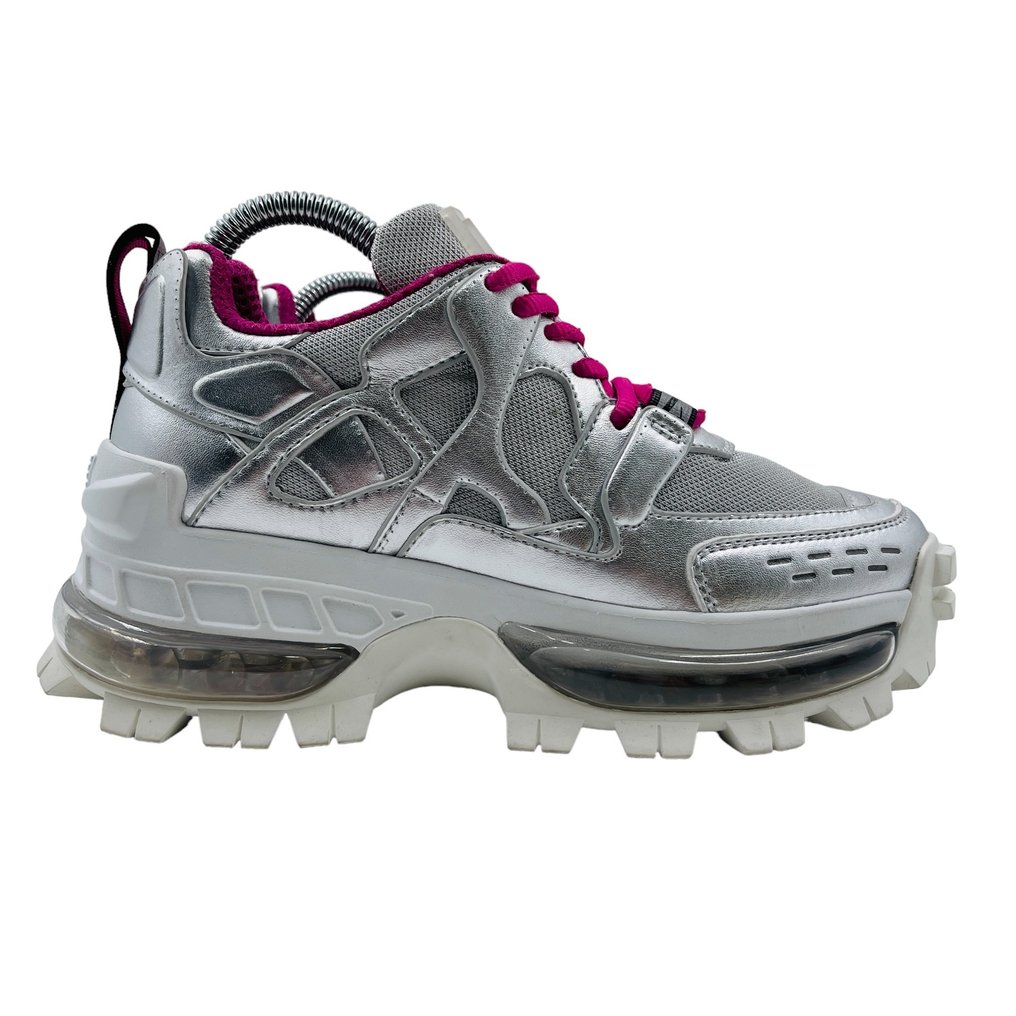 Us 6 taille chaussure 2025