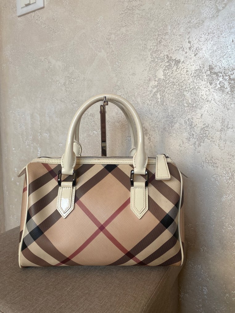 Burberry 4257 clearance